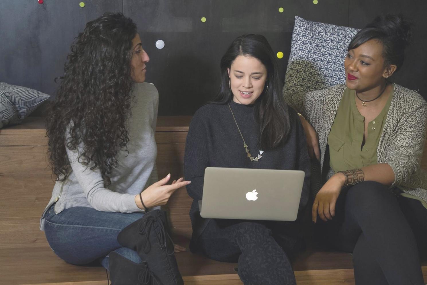 Spazio dedicato agli incontri e workshop periodici con i partecipanti